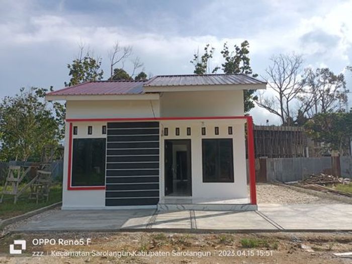 foto tampak rumah tipe RHS 36 perumahan Gading Permai 2