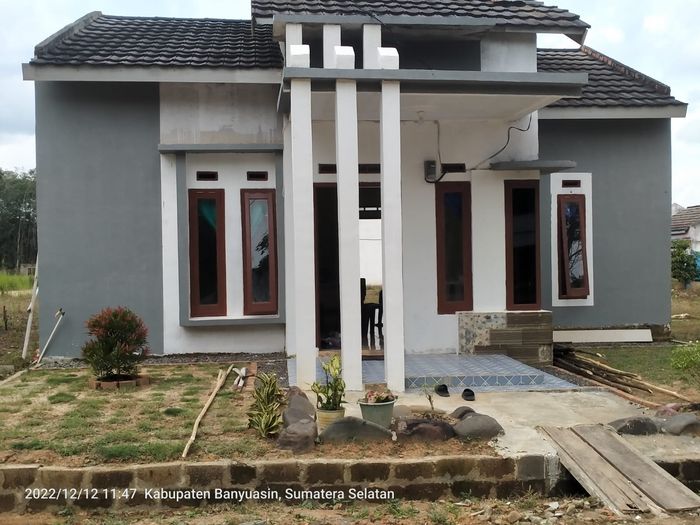 foto tampak rumah tipe 56 perumahan PESONA LILIN RESIDENCE