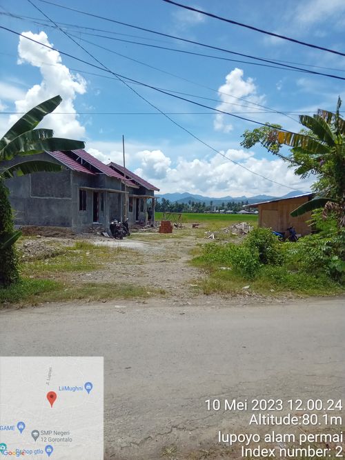 foto gerbang perumahan Perum. Lupoyo Alam Permai