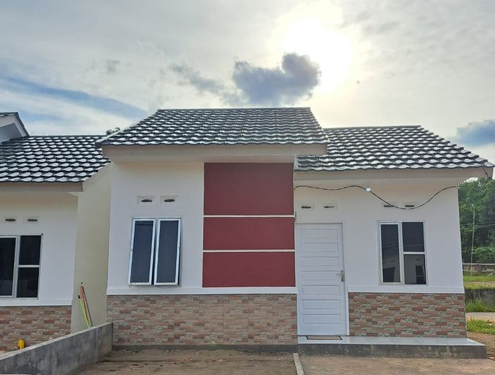 foto tampak rumah tipe 36/105 perumahan Perumahan Grand Indah