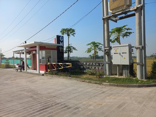 foto gerbang perumahan GREEN HARMONY WARAKAS 2