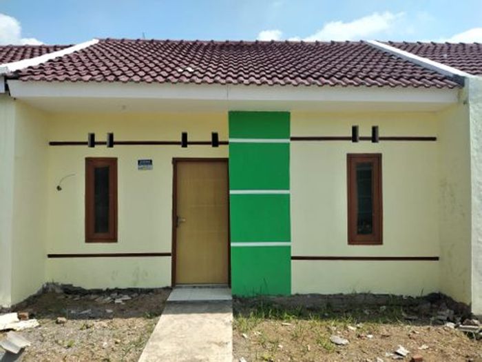 foto tampak rumah tipe 30 perumahan GRIYA ALMA 2