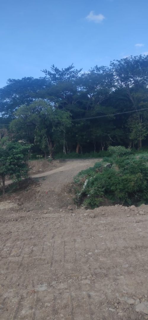 foto gerbang perumahan ROYAL HILL RESIDENCE