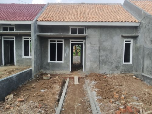 foto contoh rumah perumahan Griya Alzea 2