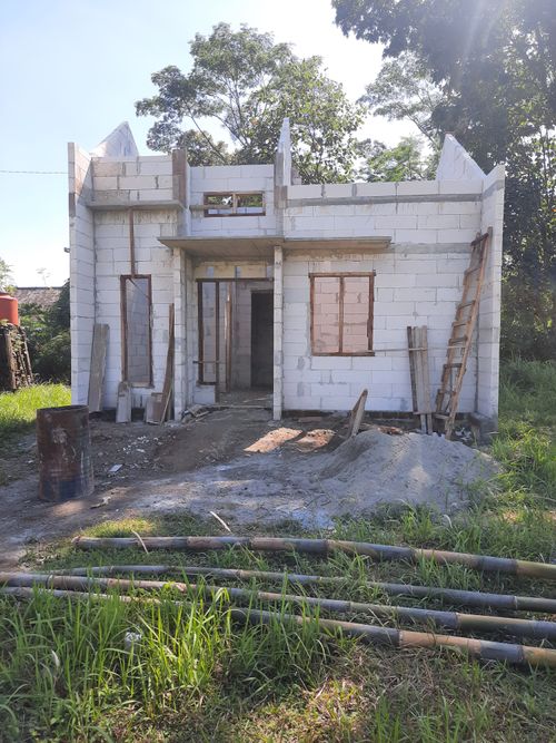 foto contoh rumah perumahan Tugu Rante Regency