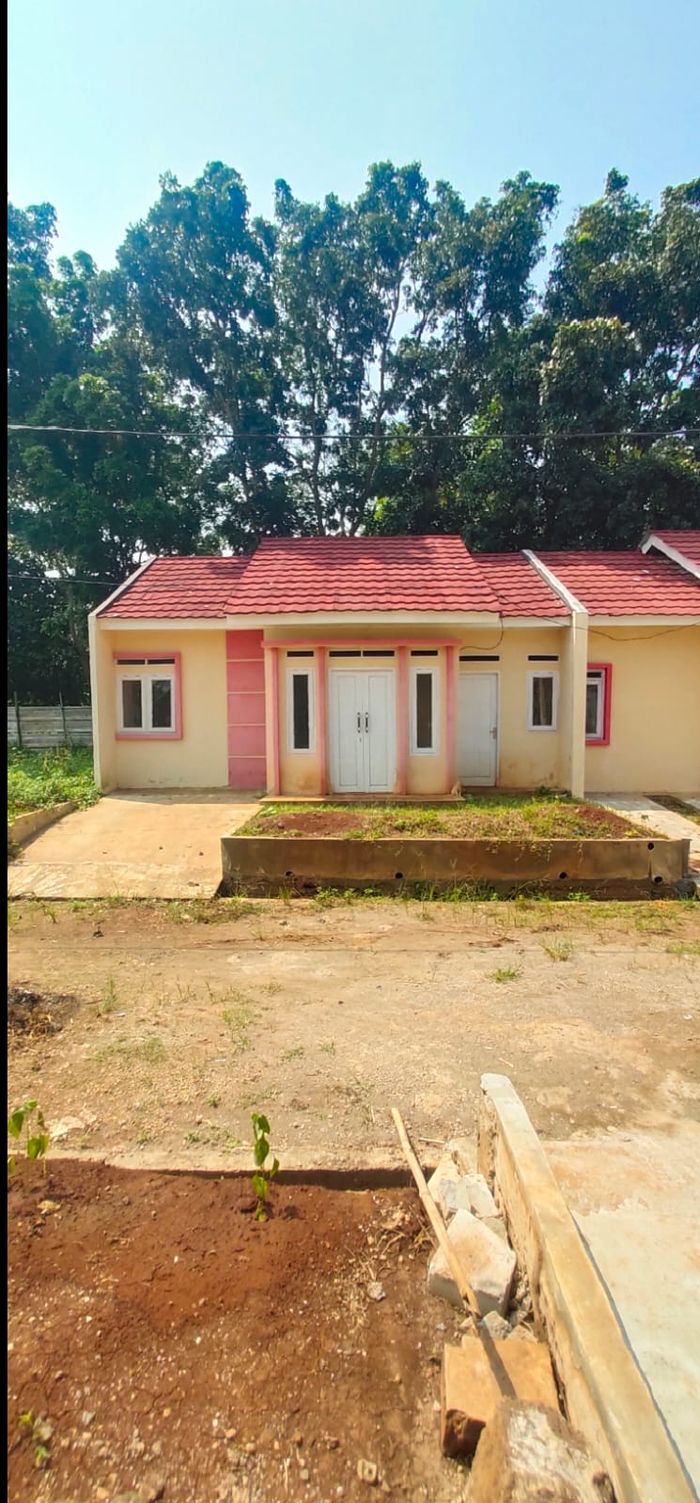 foto tampak rumah tipe 45/96 perumahan Sari Bougenville Residence