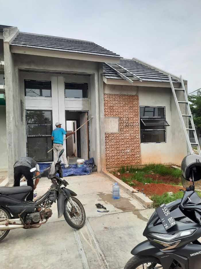 foto tampak rumah tipe 36/89 perumahan PADMA SERPONG