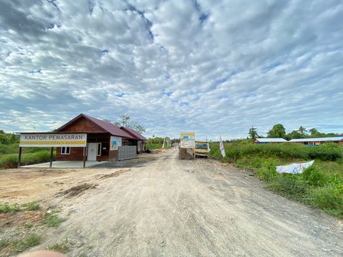 foto gerbang perumahan GRAHA PERMATA MANUNGGAL