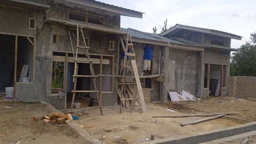 foto posisi tengah perumahan The Crown Hill Residence