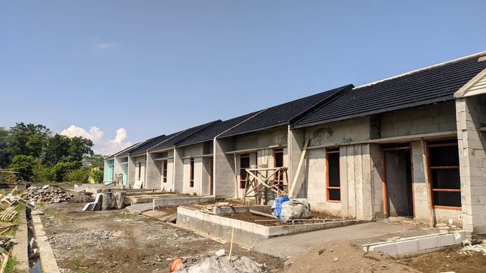 foto tampak rumah tipe E subsidi perumahan GONDANG VILLAGE