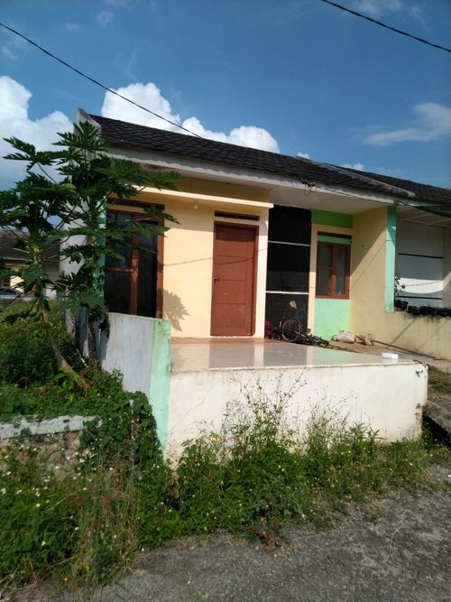 foto contoh rumah perumahan Graha Paramarta