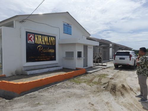 foto gerbang perumahan KIRAMLAND