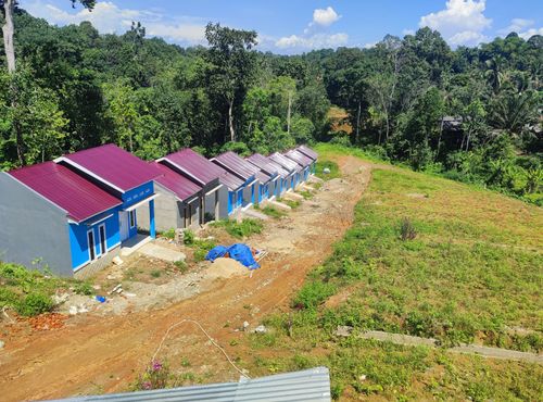 foto posisi tengah perumahan Anugrah Paku Anau