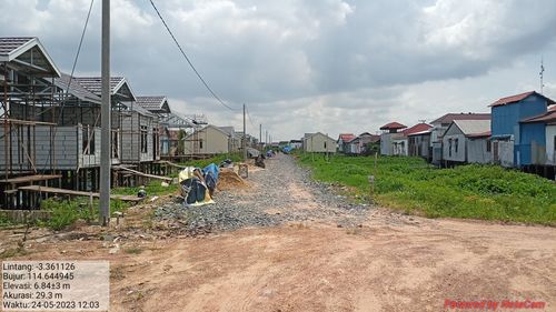 foto posisi tengah perumahan Montesa Permai Cluster