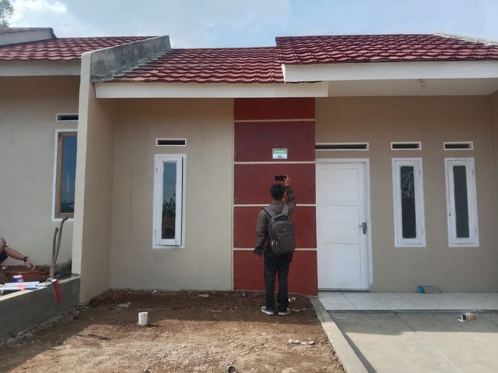 foto tampak rumah tipe 36/60 perumahan Bumi Mutiara Indah 5