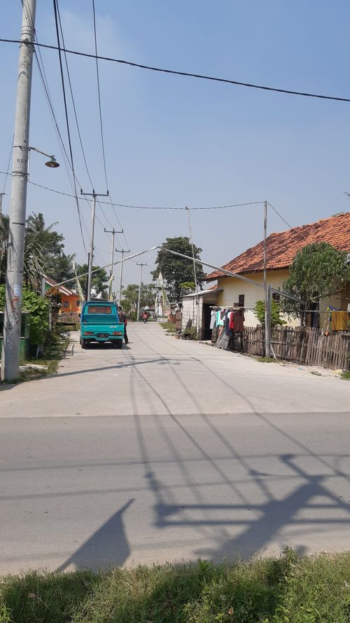 foto gerbang perumahan MADANIA RESIDENCE