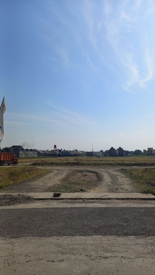 foto gerbang perumahan Sanatha Land - Kudu