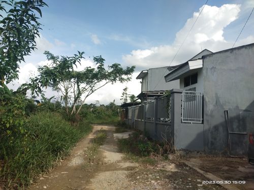 foto posisi tengah perumahan Bukit Baringeng Permai