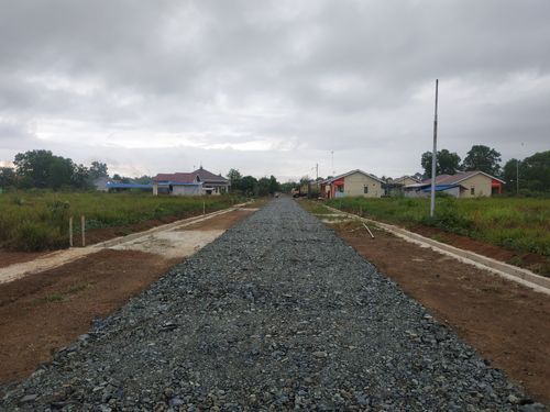 foto posisi tengah perumahan GRIYA ADELLIN UTAMA BATI-BATI