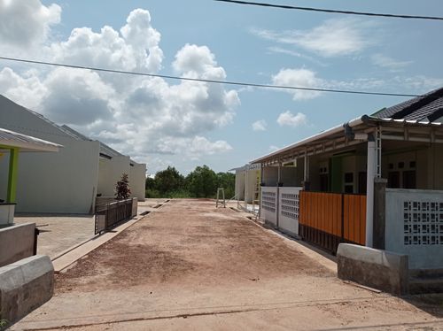 foto gerbang perumahan PERUMAHAN ISTANA PADANG E-F
