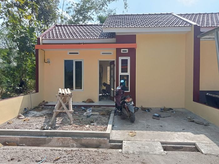 foto tampak rumah tipe 30/67 perumahan Griya Kanaya Asri
