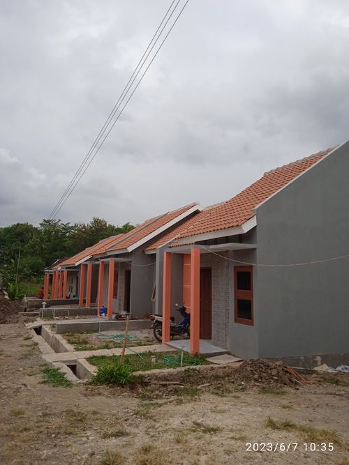 foto posisi tengah perumahan ARSYLA VILLAGE WURYANTORO