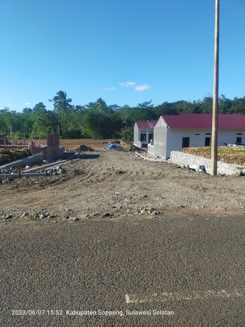 foto gerbang perumahan Mario Residence
