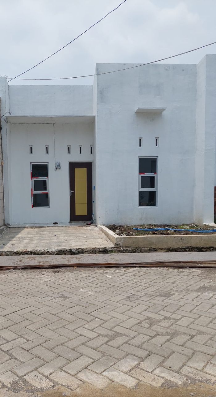 foto tampak rumah tipe 30/60 perumahan MUTIARA GABUSAN INDAH