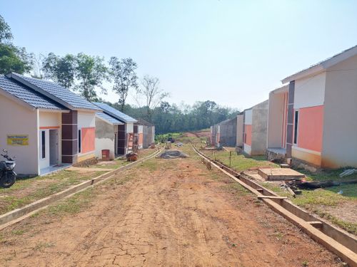 foto posisi tengah perumahan DE' KERATON KEMALA RESIDENCE