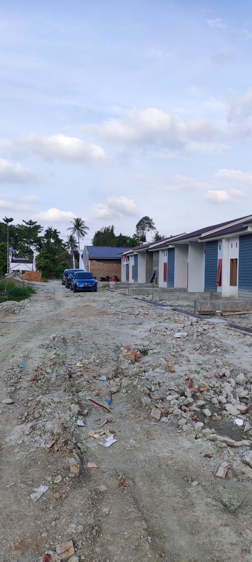 foto posisi tengah perumahan GRIYA MUTIARA SIDOURIP