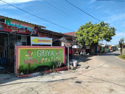 foto gerbang perumahan PERUMAHAN GRIYA WIDYA PRATAMA