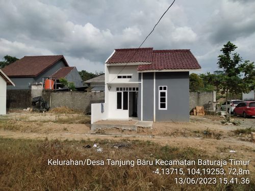 foto contoh rumah perumahan Barrys Residence