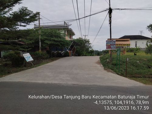 foto gerbang perumahan Barrys Residence