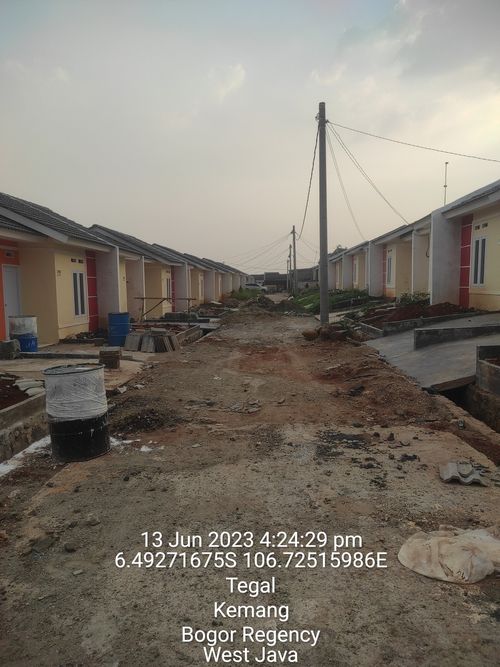 foto posisi tengah perumahan Kemang Bogor Regency Tahap 3