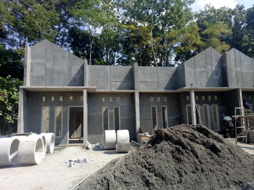 foto posisi tengah perumahan ISTANA BIRU