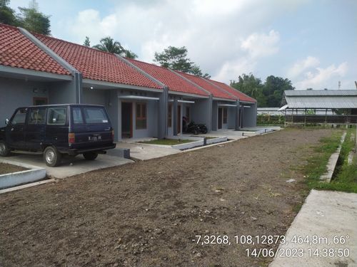 foto posisi tengah perumahan REYNALDI RESIDENCE