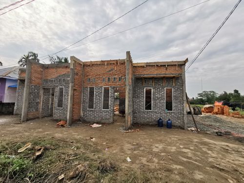 foto contoh rumah perumahan Mahkota Residence