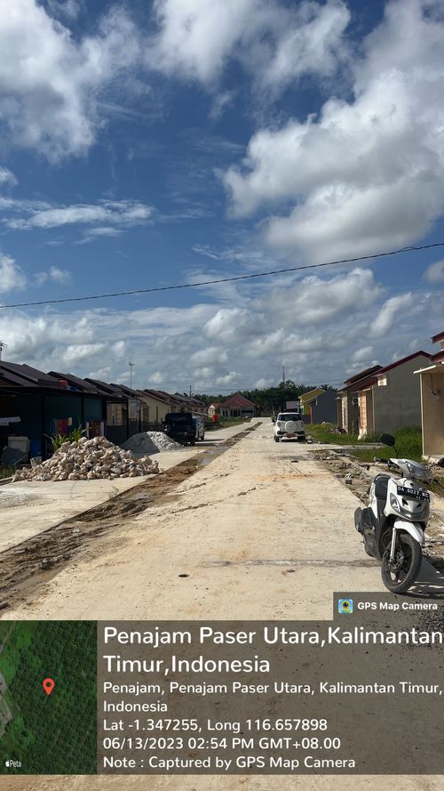 foto gerbang perumahan BUMI PETUNG RESIDENCE 2