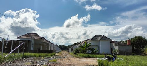 foto gerbang perumahan Symphony Hill