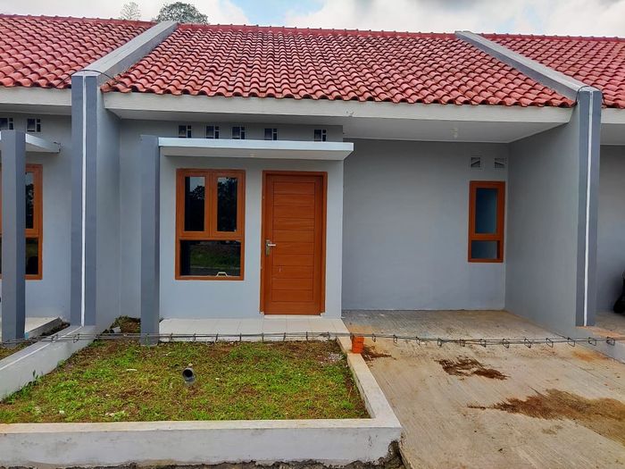 foto tampak rumah tipe 36/72 perumahan REYNALDI RESIDENCE
