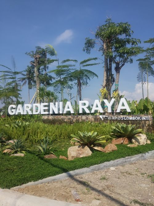 foto gerbang perumahan GARDENIA RAYA 1