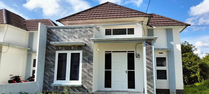 foto tampak rumah tipe 36 perumahan Symphony Hill
