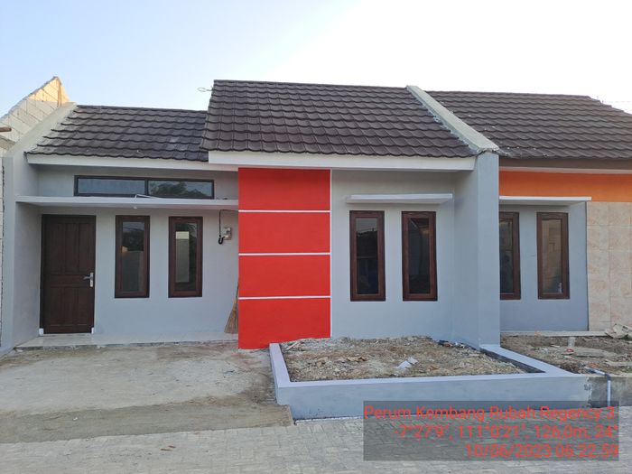 foto tampak rumah tipe 34 perumahan Kembang Rubah Regency 3 at Omah Guworejo Asri