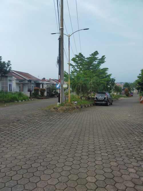 foto posisi tengah perumahan BUMI MAYANG MANGURAI