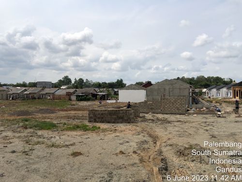 foto posisi tengah perumahan TAMAN ASRI GANDUS 2 TAHAP 2