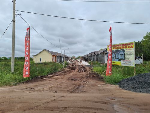 foto gerbang perumahan CASADOVA PERINTIS