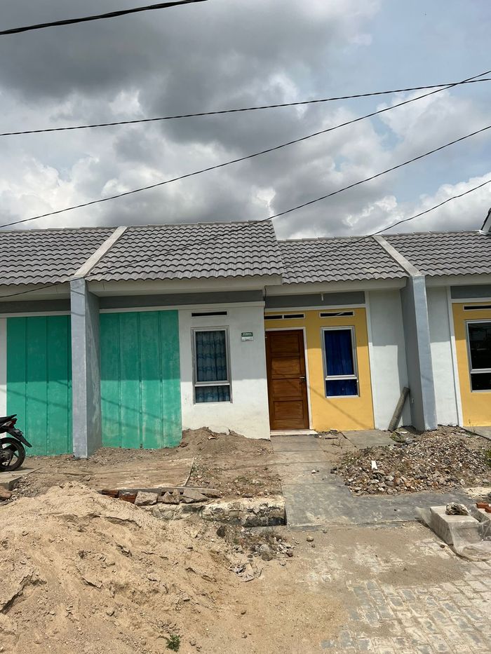 foto tampak rumah tipe 28/63 perumahan CURUG ASRI THP 3