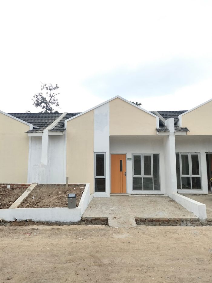 foto tampak rumah tipe 30 Subsidi 2023 perumahan Green Cisalam 2