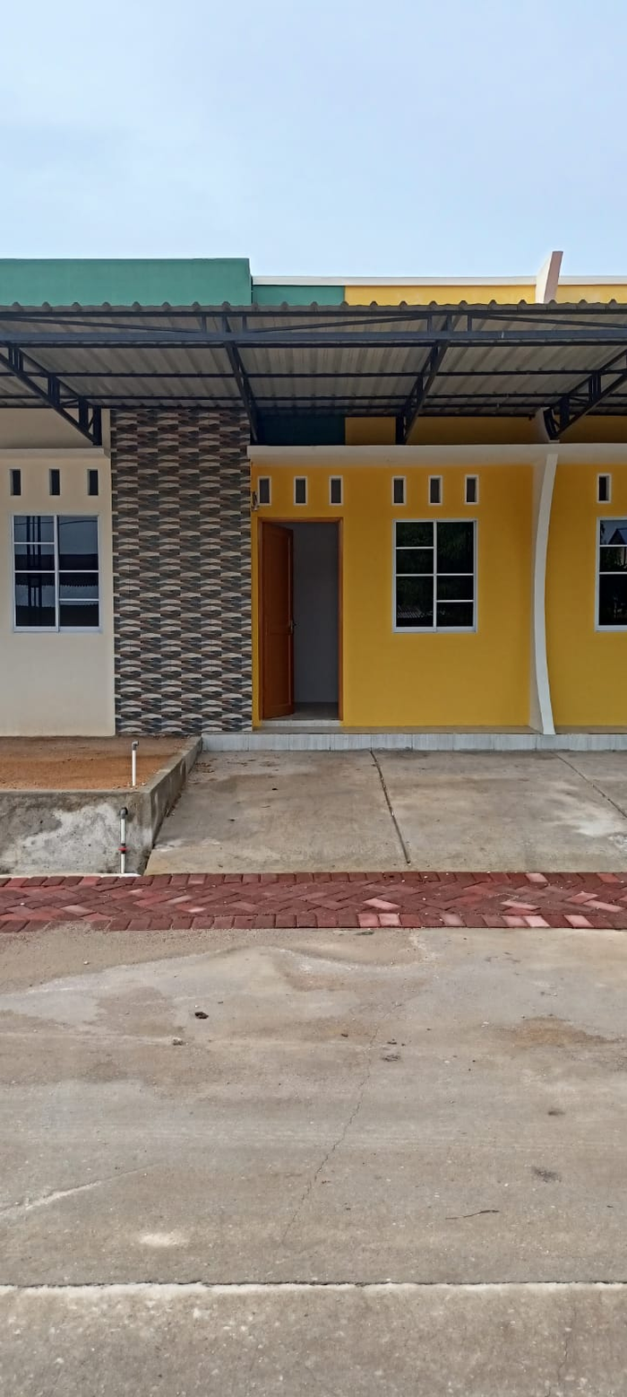 foto tampak rumah tipe 36 perumahan Ifolia