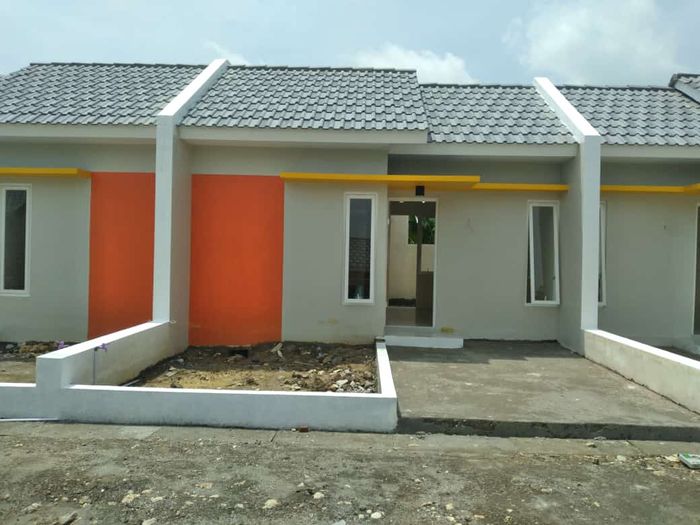 foto tampak rumah tipe 30/60 perumahan GRIYA AZWA RESIDENCE